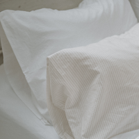 The Crisp Sheet Set | Pinstripe (Chalk/Clay)