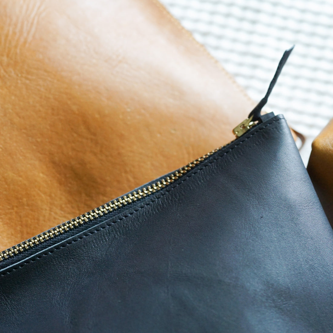 Lily Zip Bag Large - Black
