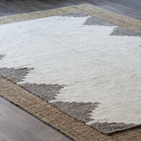 Momos Area Rug - 5'x8' - Ivory & Grey