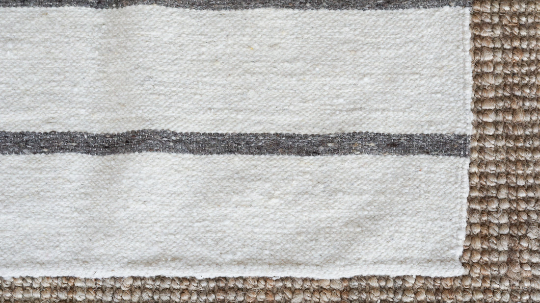 Lineas Area Rug - 5'x8' - Ivory
