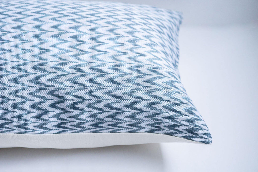 Saca Tinta Pillow - Kala Home - Pillow