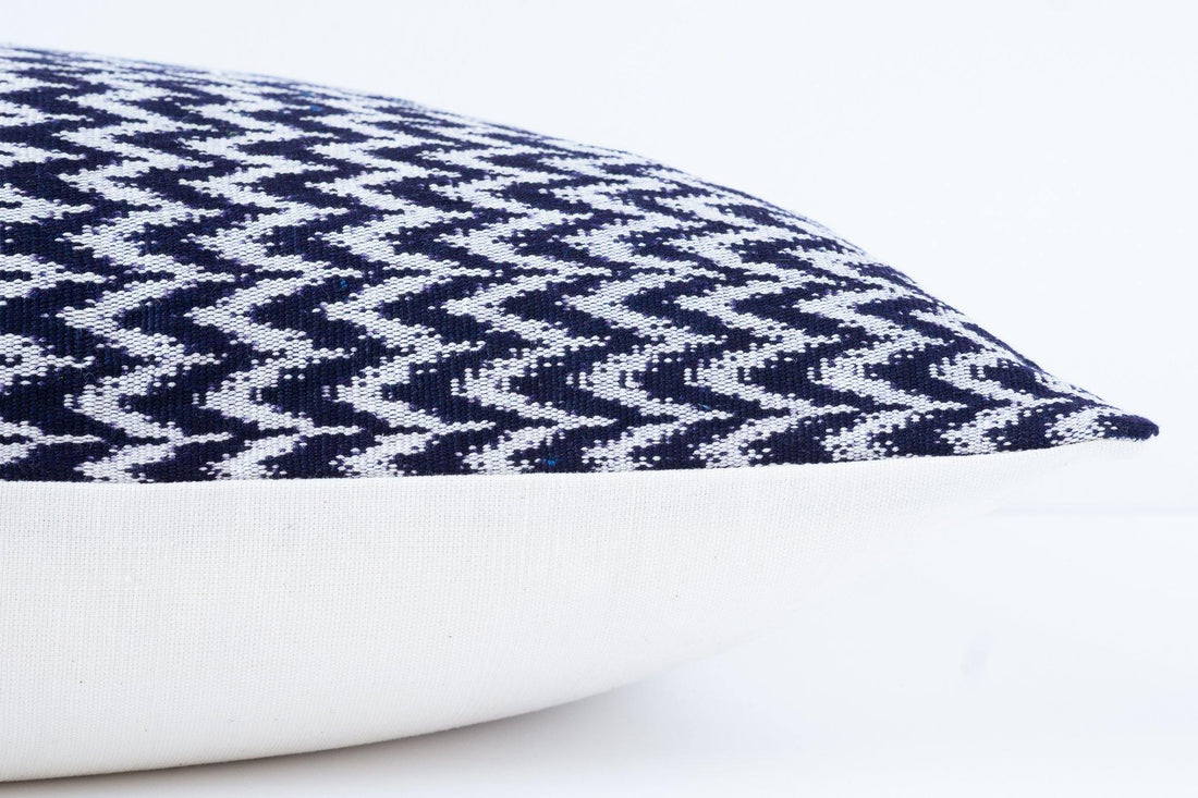 Kala Collective - La Laguna Pillow - Indigo & Ivory - Natural Dye Cotton
