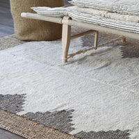 Momos Area Rug - 5'x8' - Ivory & Grey