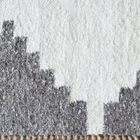 Momos Area Rug - 5'x8' - Ivory & Grey